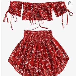 Two piece off shoulder floral crop and shorts set